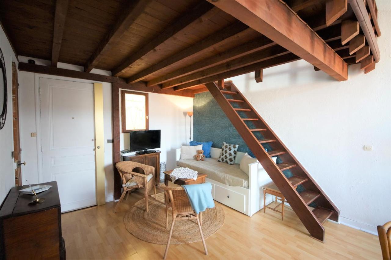 Appartement Le Mehari Cassis Exterior photo